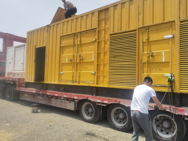 河南发电机出租100KW发电机需要什么规格的电缆线?
